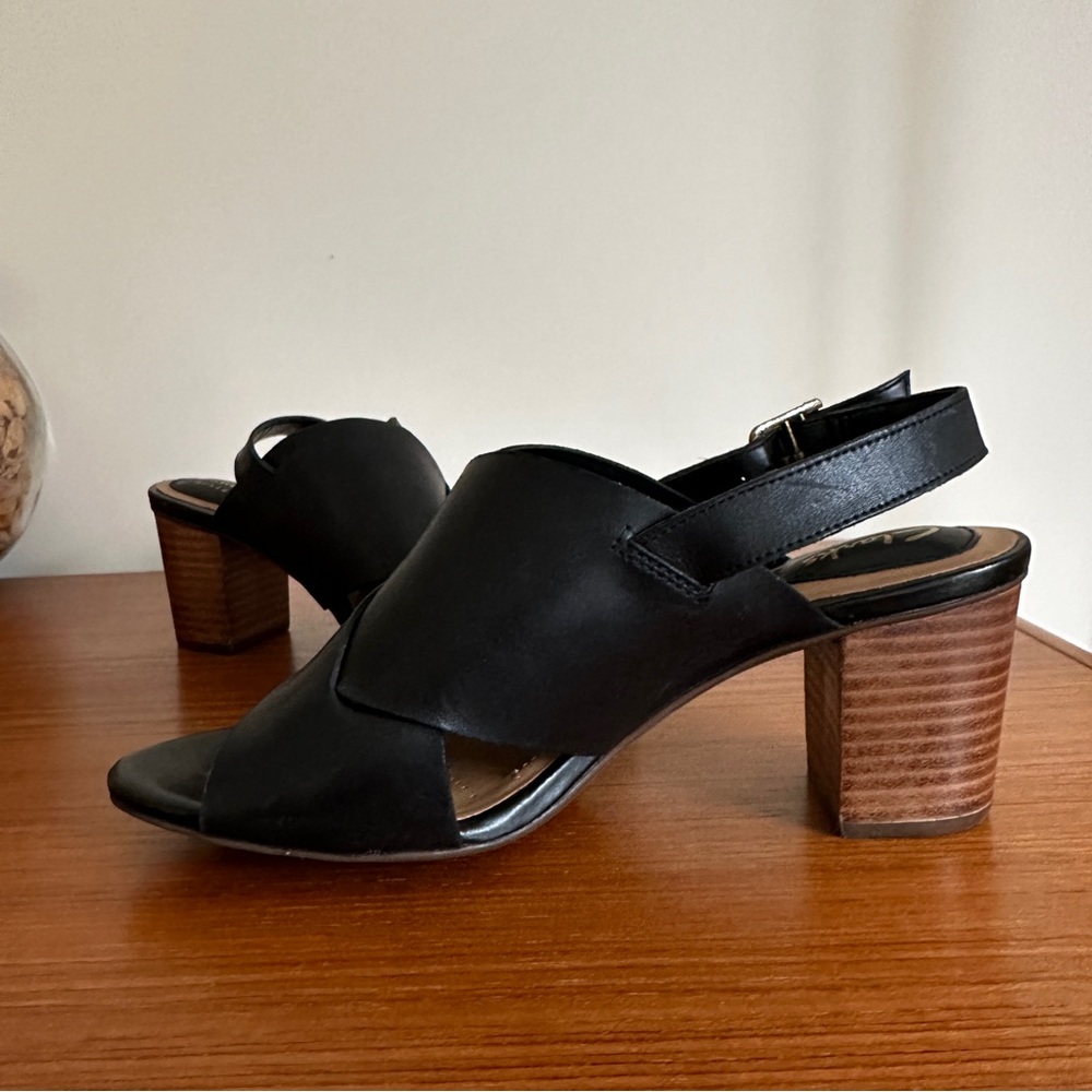 Clarks artisan high heel